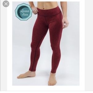 Zyia Heather Red Trainers Mid-Rise 7/8 XS